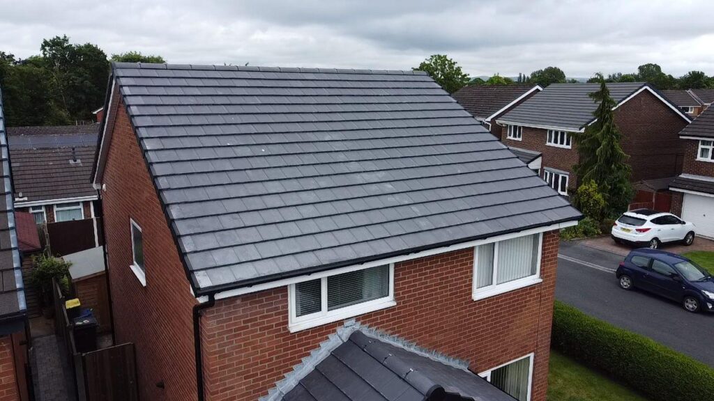 Ridge tile rebedding in Cheshire by Regancy Roofing